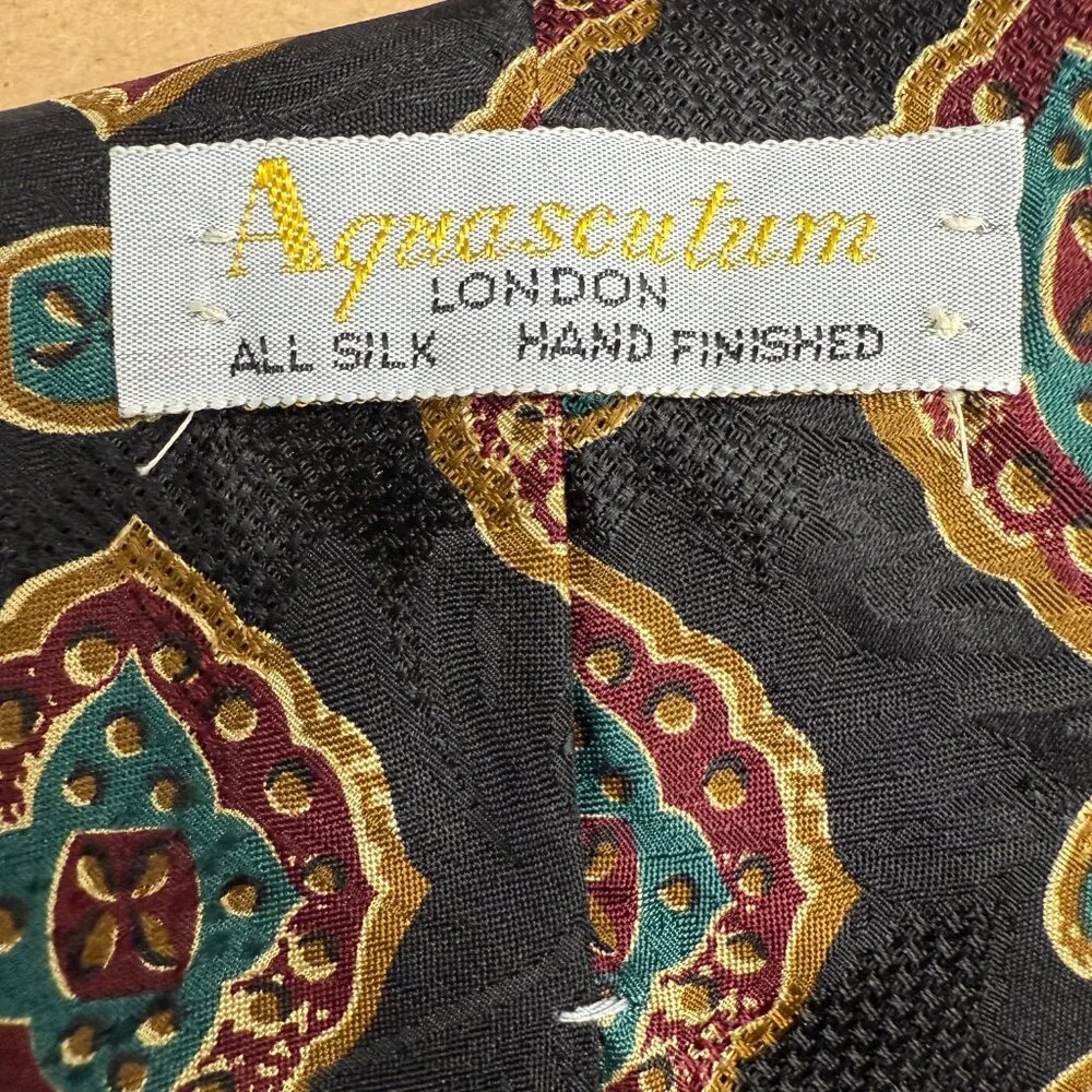 EUC Aquascutum‎ London All-Silk Hand-Finished Black Tie